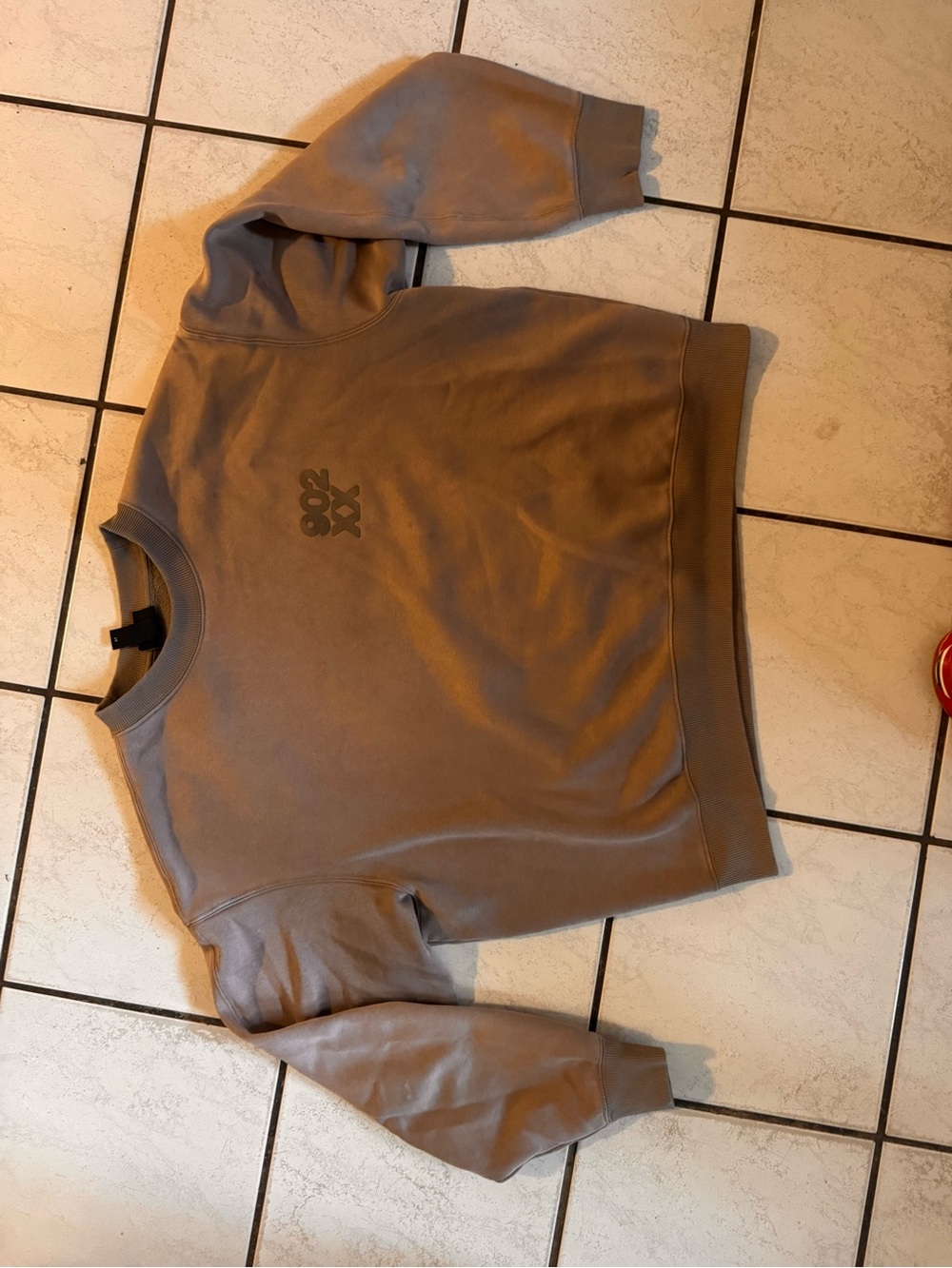 H&M Minimalist Beige Crewneck Sweatshirt with Subtle Logo